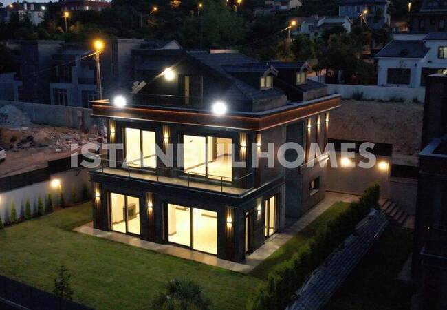 Freistehende Villa Mit Privatparkplatz In Arnavutköy 3