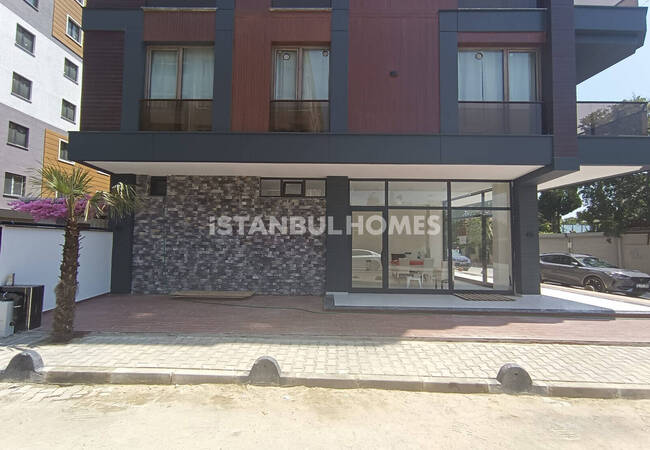 Коммерческая Недвижимость в Стамбуле, Кючюкчекмедже, для Инвестиций 3