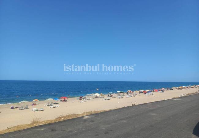 5-bedroom Villa Near the Sea in Istanbul Catalca 16