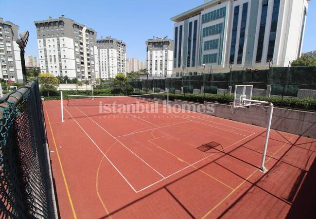 Apartment in a Complex with Swimming Pools in Kucukcekmece 6