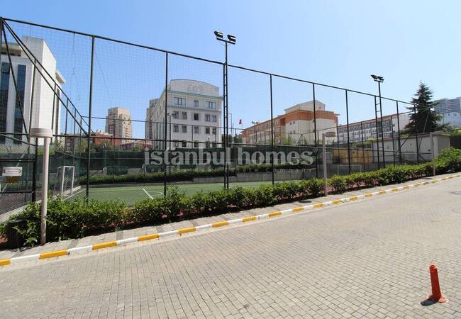 Apartment in a Complex with Swimming Pools in Kucukcekmece 7