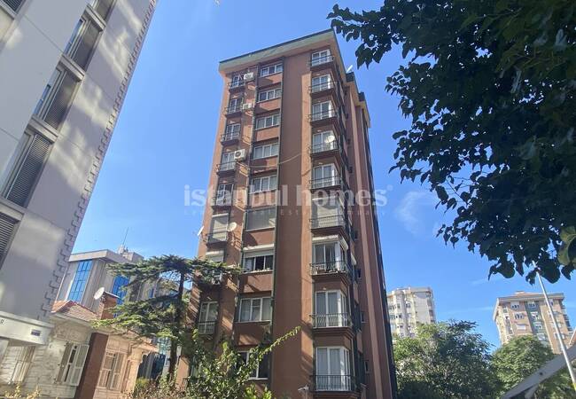 Key-ready Apartment in a Desirable Location in Istanbul Kadikoy