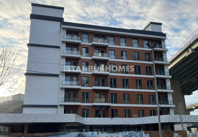 Apartments with Forest Views in Complex in Istanbul Kagithane 4