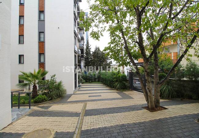 3-bedroom Property in Complex Close to Airport in Istanbul Tuzla 6