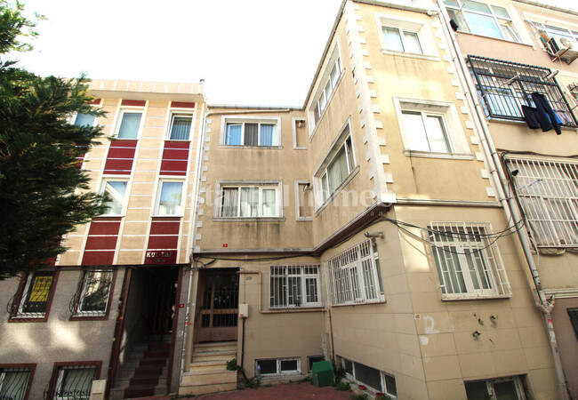 2-bedroom Flat with Sea View in Istanbul Cerrahpasa 4