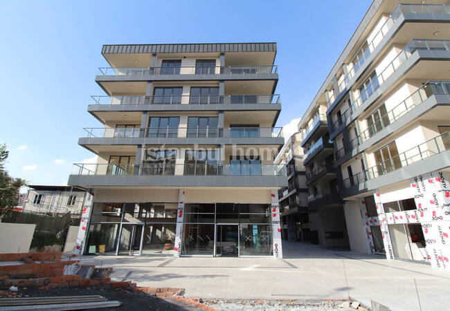 Просторная Коммерчкесая Недвижимость в Стамбул Кягытхане 3