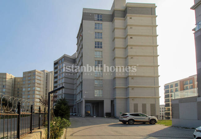 Ready to Move Flat with 2 Bedrooms in Istanbul Basaksehir 4