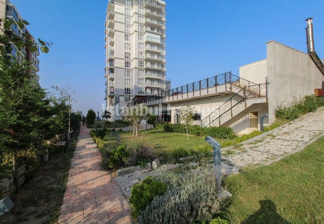 Ready to Move Flat with 2 Bedrooms in Istanbul Basaksehir 5