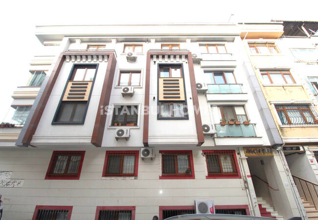 法提赫交通设施附近的六卧室公寓 2