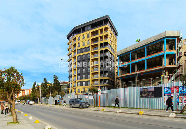 Appartements Prêts Dans Un Complexe Près De La Route À Istanbul 2