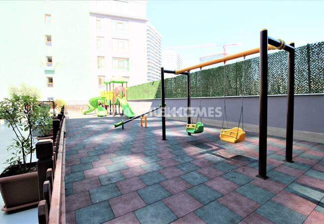 Sea-view Apartment Near Transportation in Kadikoy Istanbul 3