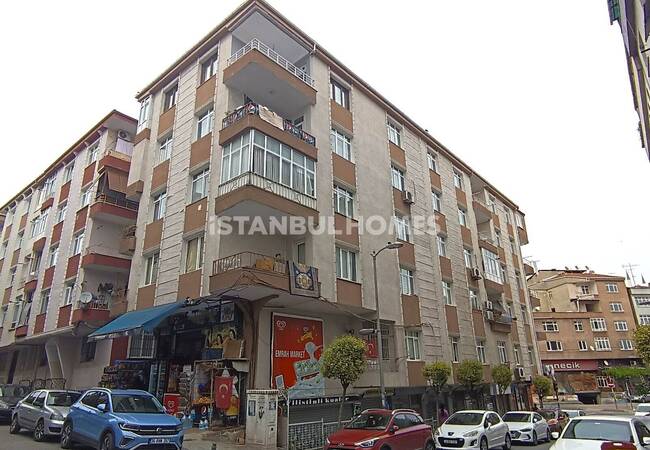 İstanbul Güngören'de Günlük Olanaklara Yakın 2+1 Daire 2