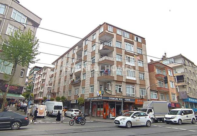 آپارتمان 2 خوابه در نزدیکی امکانات رفاهی در گونگورن استانبول
