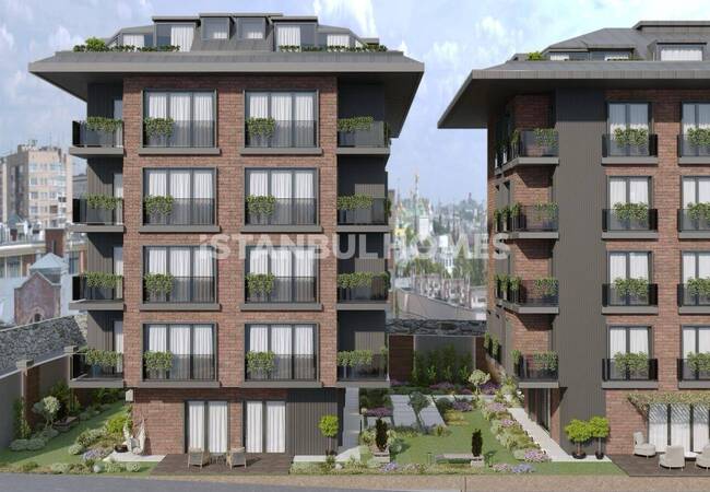 Bosphorus View-flats with Private Gardens in Uskudar Istanbul 1