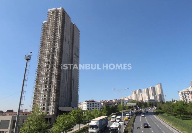 Apartments in a Complex in an Advantageous Location in Esenyurt
