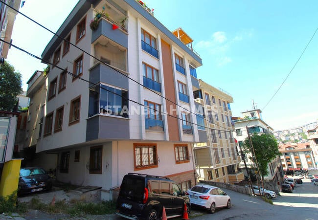 伊斯坦布尔电车附近的全新两卧室公寓 2