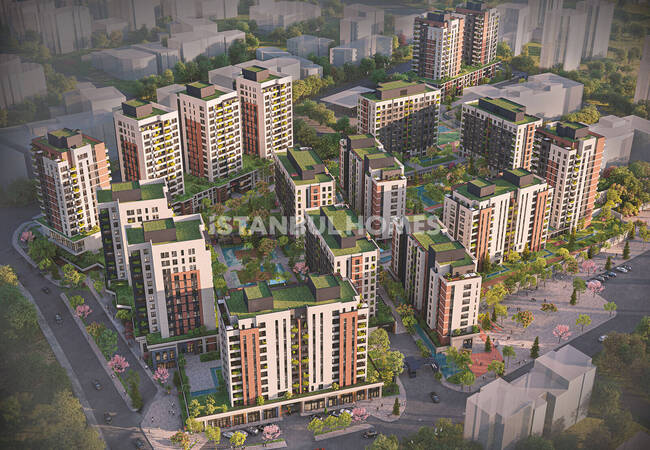 Flats in a Complex with Pool in Bagcilar Istanbul