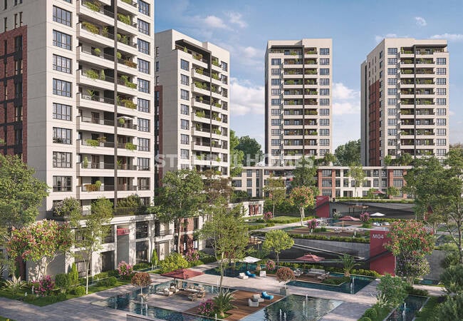 Flats in a Complex with Pool in Bagcilar Istanbul 1