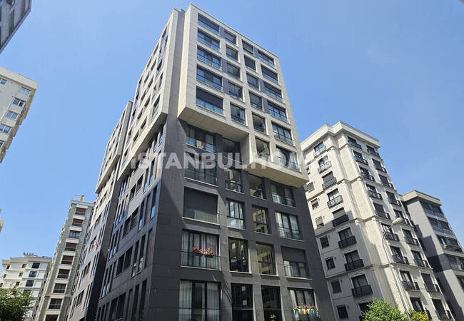 Appartement Duplex Dans Un Emplacement Vertical À Kadikoy Istanbul