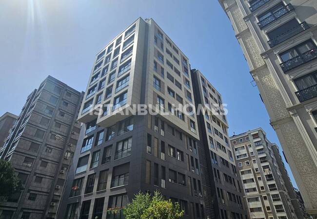 آپارتمان دوبلکس در موقعیت عمودی در Kadikoy استانبول 1