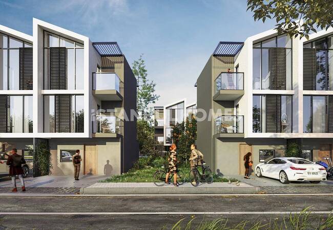 منازل تربلكس مكونة من 4 غرف نوم في باشاك شهير في اسطنبول 1