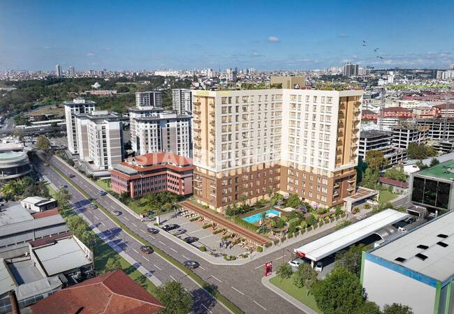 Apartments in an Extensive Complex Near Metro in Zeytinburnu