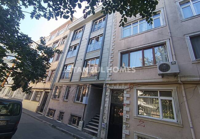 Stylish Flats near Tram Station in Fatih Istanbul