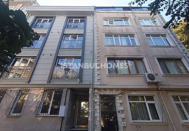 Stylish Flats near Tram Station in Fatih Istanbul