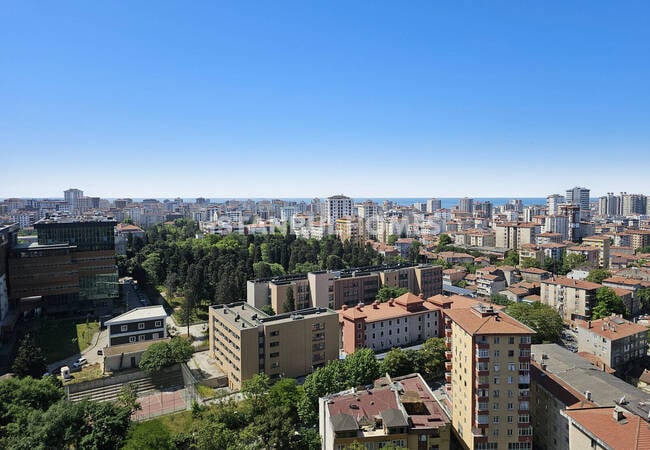 Key Ready Apartment Near Transportation Facilities in Kadikoy 1