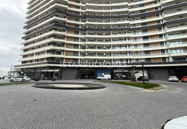 Wohnung In Einem Reich Ausgestatteten Komplex In Buyukcekmece 7