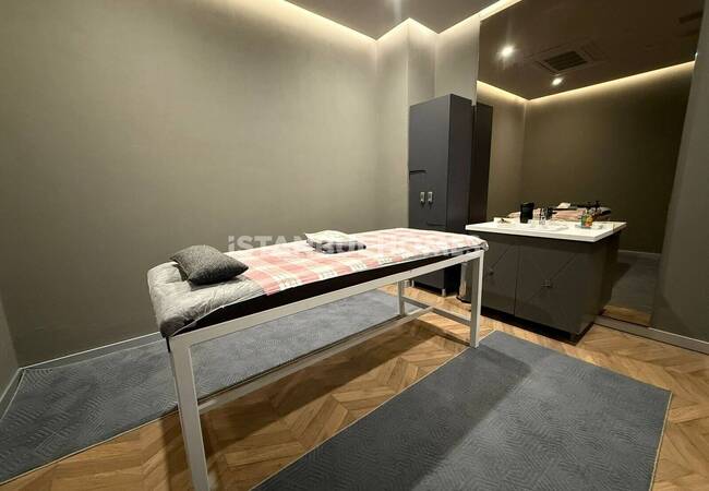 Wohnung In Einem Reich Ausgestatteten Komplex In Buyukcekmece 12