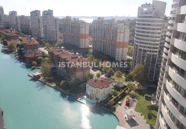 İstanbul Küçükçekmece'de Havuzlu Sitede Anahtar Teslim 2+1 Daire
