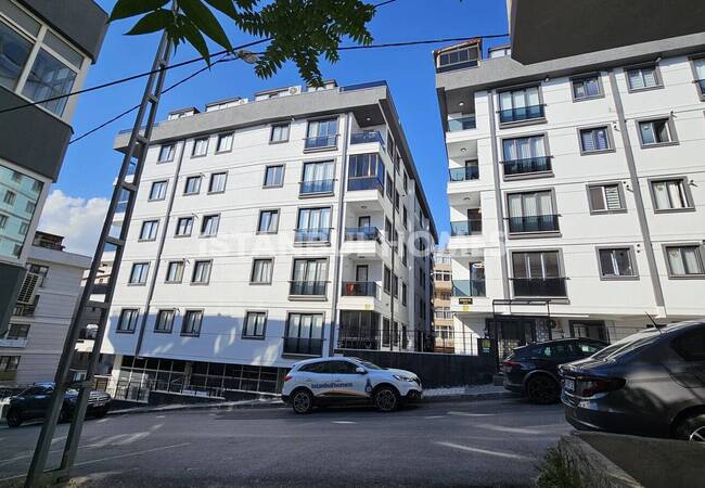 Maltepe İstanbul'da Şehir Manzaralı Şık Daire 1