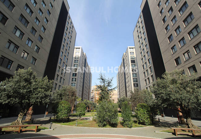 Furnished Flat with Sea View in Beylikdüzü İstanbul 8