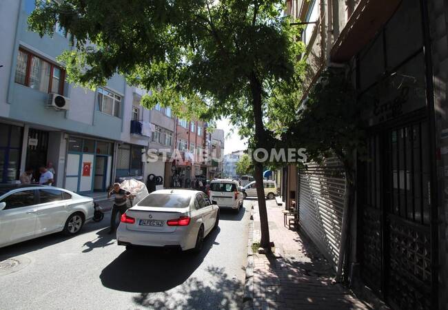 1-bedroom Real Estate 1 Km to Sea in Fatih Silivrikapı 3