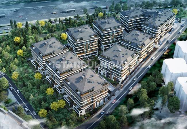 İstanbul’da Kapalı Havuzu Bulunan Sitede Seçkin Daireler 1