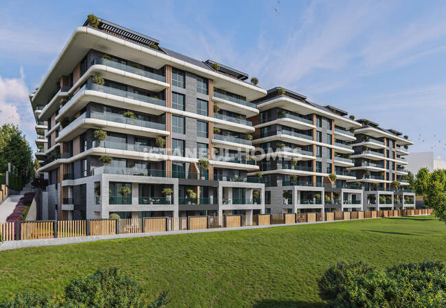 İstanbul’da Kapalı Havuzu Bulunan Sitede Seçkin Daireler 5