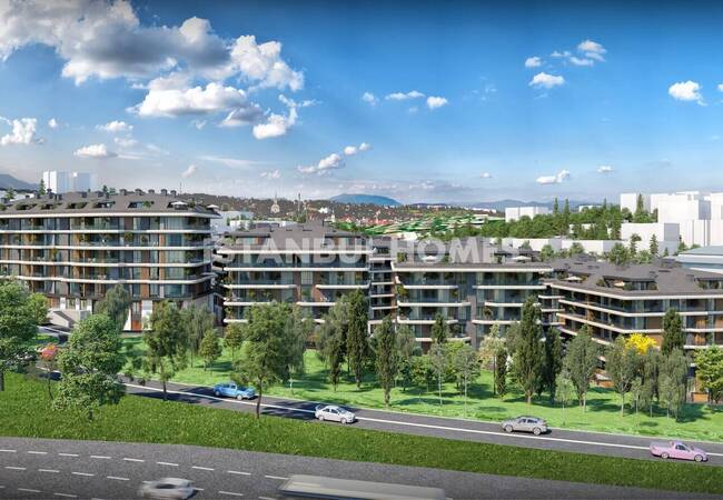 Elegante Wohnungen In Einer Anlage Mit Hallenbad In İstanbul