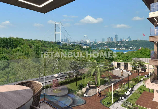 Bosphorus View Apartments in a Complex with a Pool in Uskudar