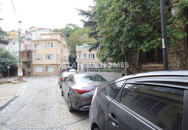 Просторная квартира с 3 спальнями в Стамбуле рядом с Босфором 2