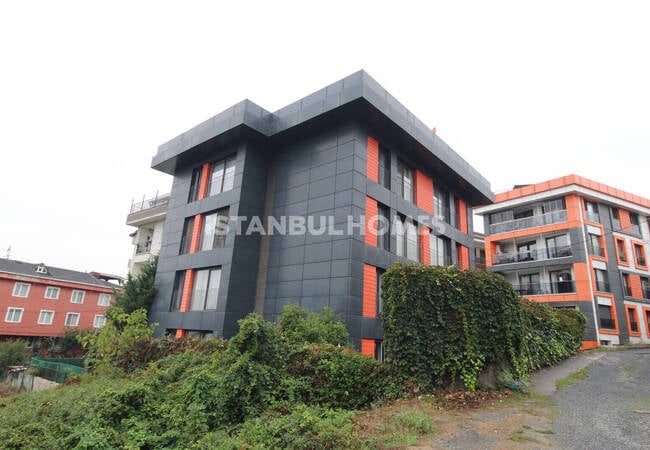 Furnished 1-bedroom Flat with Garden in Eyüpsultan 2