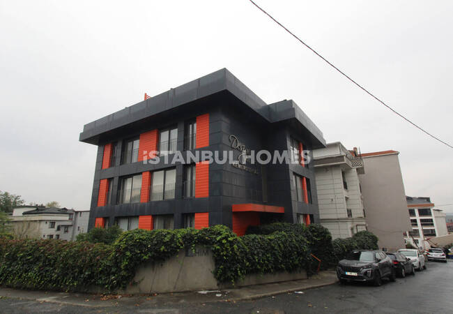 Furnished 1-bedroom Flat with Garden in Eyüpsultan