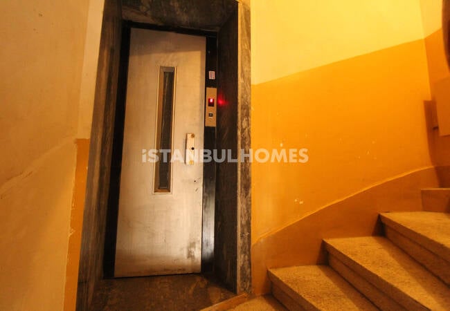 Duplex 4-bedroom Flat 350 M Off Sea in İstanbul Beyoğlu 7