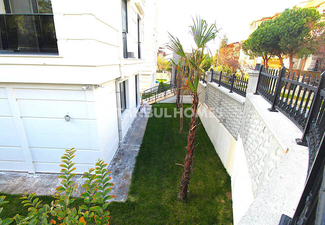 Трёхкомнатная квартира в 750 м от моря в Бююкчекмедже 6