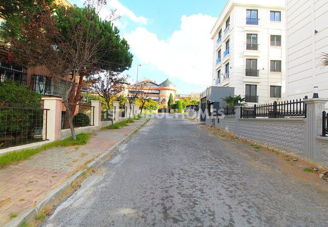 شقة دوبلكس من 4 غرف نوم بإطلالة على البحر في بيوك تشكمجه، إسطنبول 7