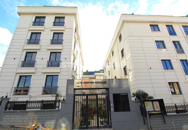 شقة دوبلكس من 4 غرف نوم بإطلالة على البحر في بيوك تشكمجه، إسطنبول 1