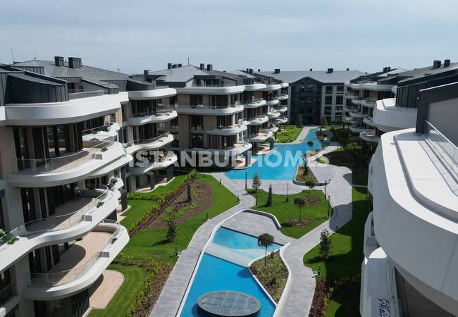 شقق أنيقة في مجمع سكني فاخر في باكيركوي 5