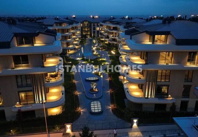 شقق أنيقة في مجمع سكني فاخر في باكيركوي 7