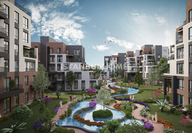Flats in a Complex with Pool Near Canal Istanbul in Avcılar 3