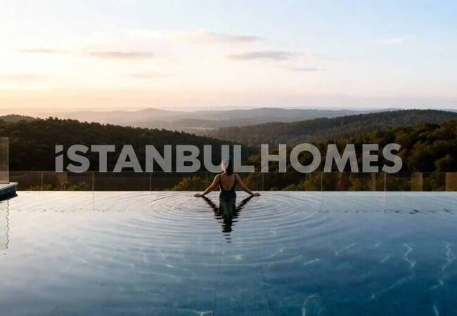 Forest-view Apartments in a Prestigious Complex in Istanbul Sariyer 6